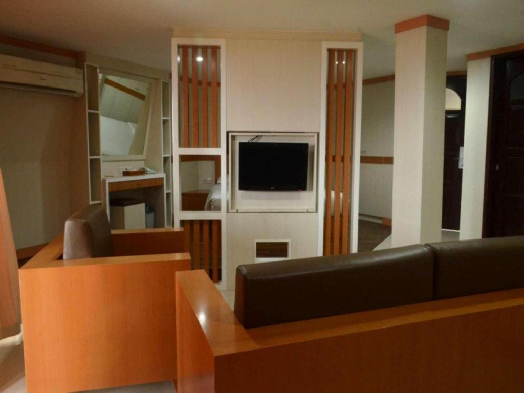 Putri Duyung Ancol Hotel Джакарта Екстериор снимка