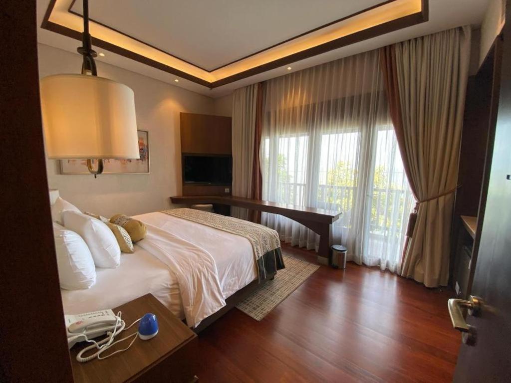Putri Duyung Ancol Hotel Джакарта Екстериор снимка