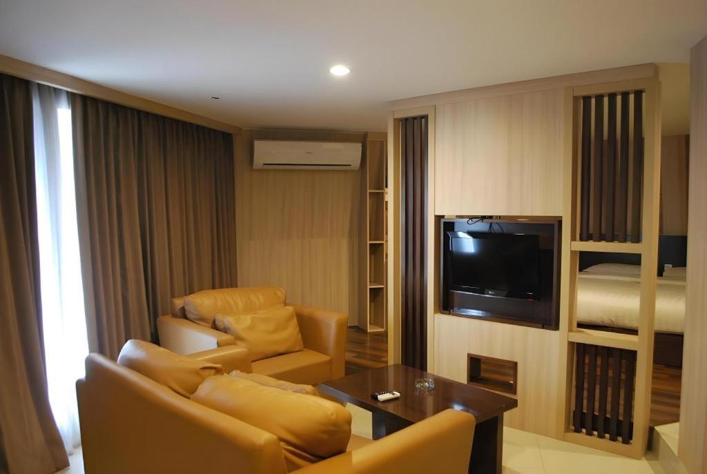 Putri Duyung Ancol Hotel Джакарта Екстериор снимка