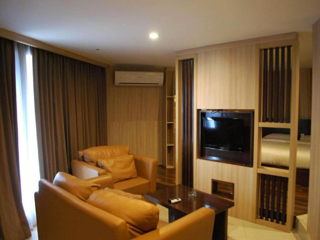 Putri Duyung Ancol Hotel Джакарта Екстериор снимка